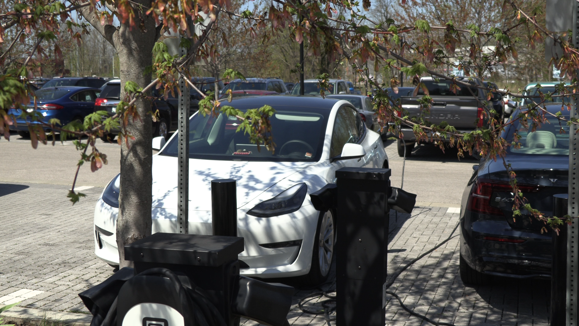 Free EV charging stations at Switchyard Park changed to metered stations